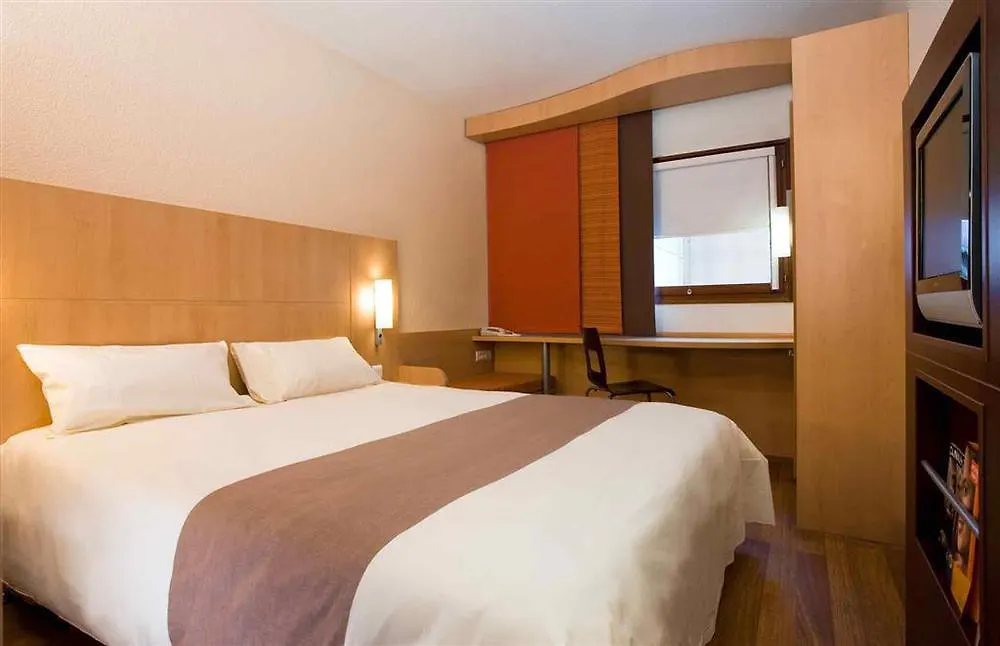 Ibis Nice Centre Notre Dame Hotel